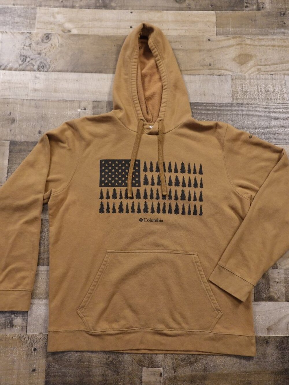 Columbia Tree Flag Hoodie Men’s Large Brown Fleece Pullover Outdoor USA Graphic